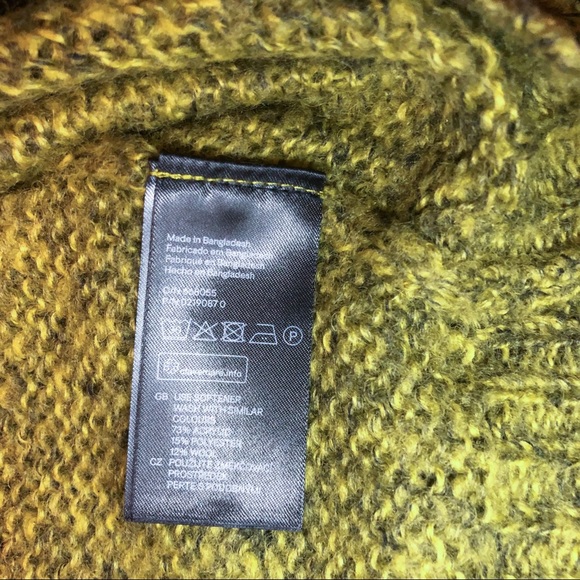 H&M DIVIDED women’s sweater - Picture 4 of 4